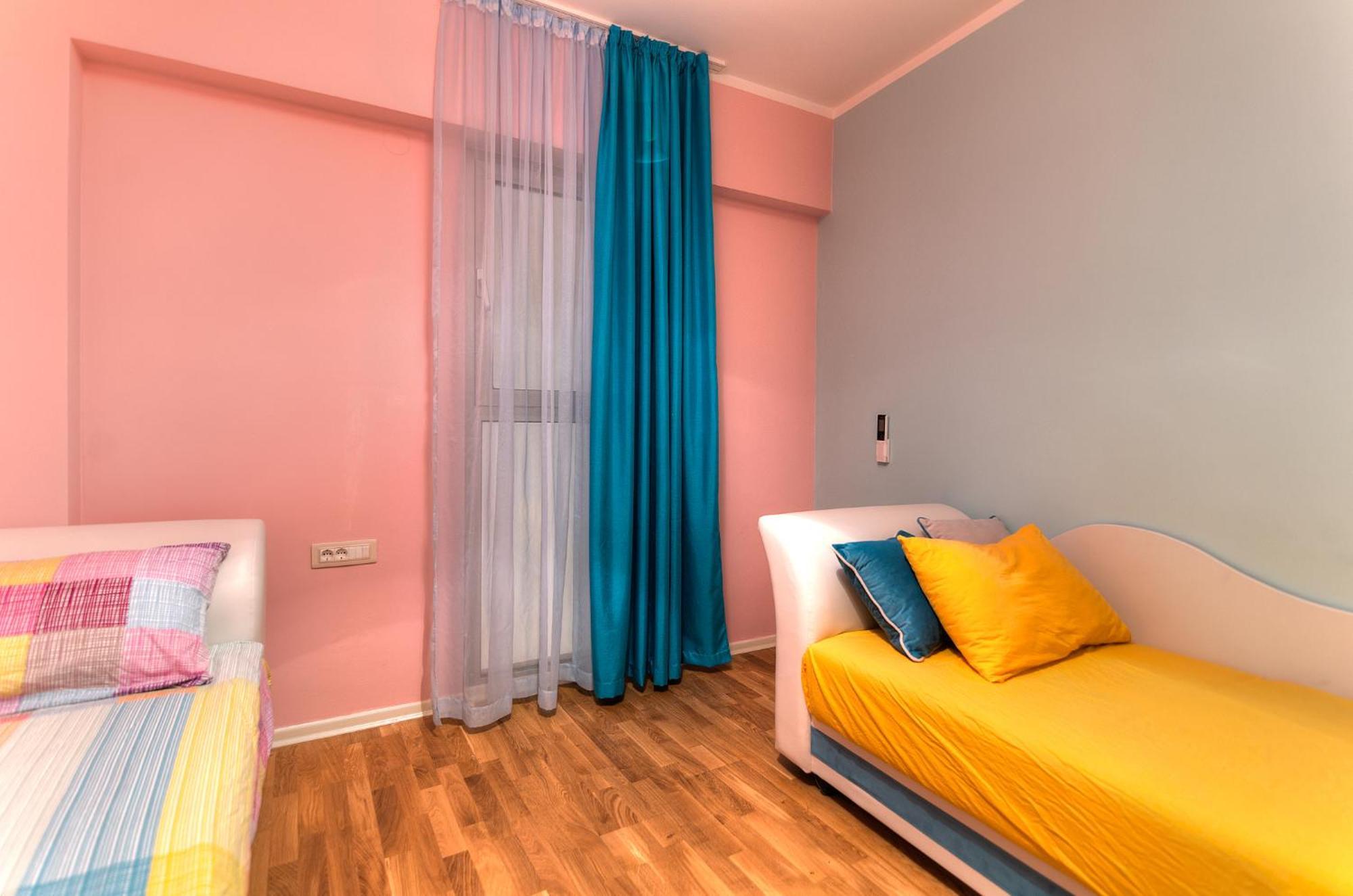 Harmonia Sunny Apartment *