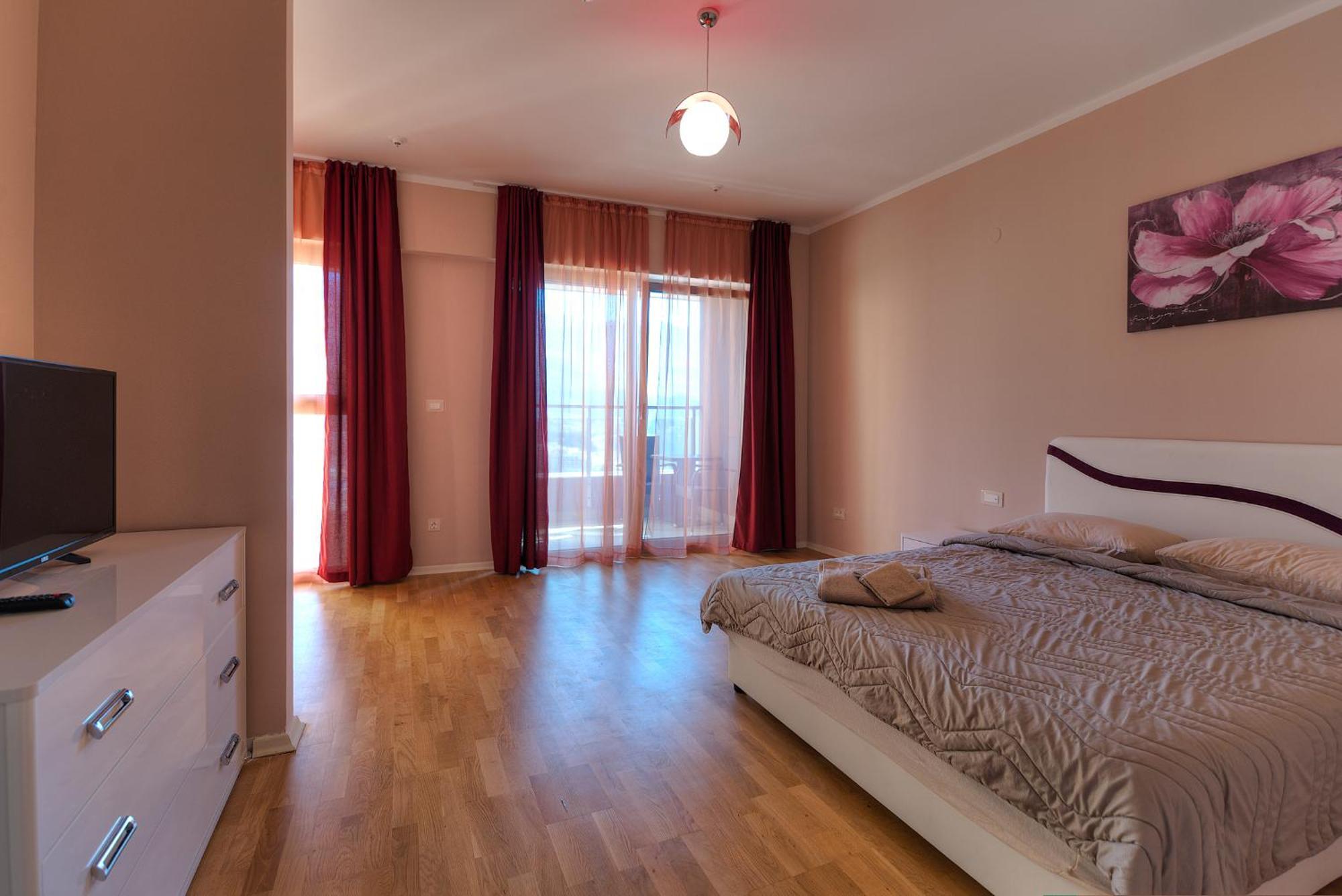 Harmonia Sunny Apartment