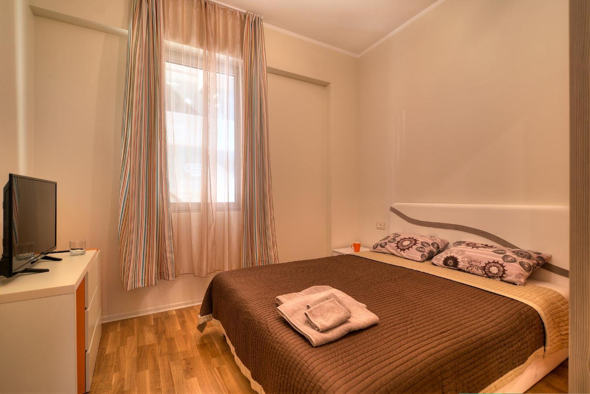 Harmonia Sunny Apartment *