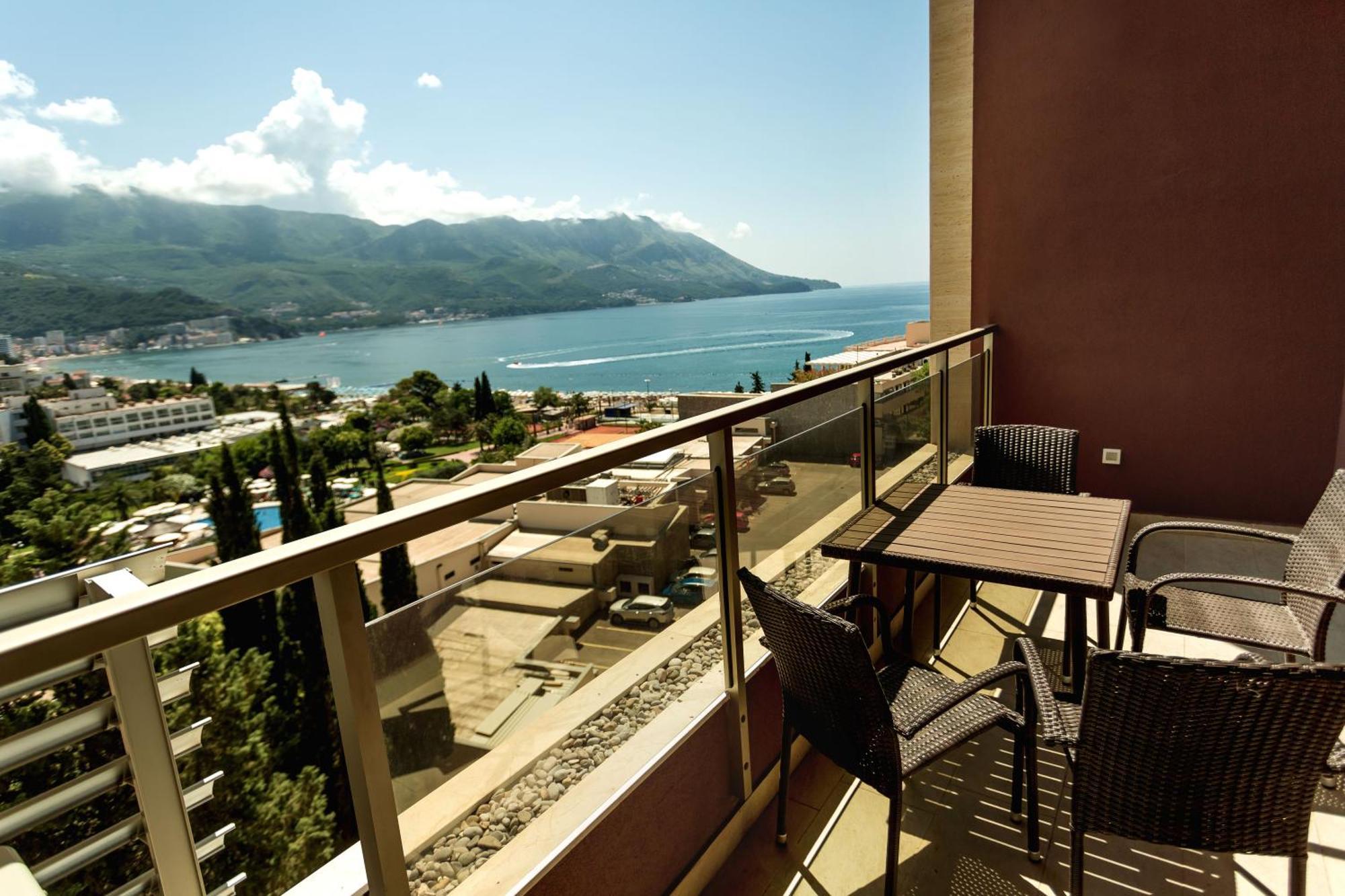 Harmonia Sunny Apartment