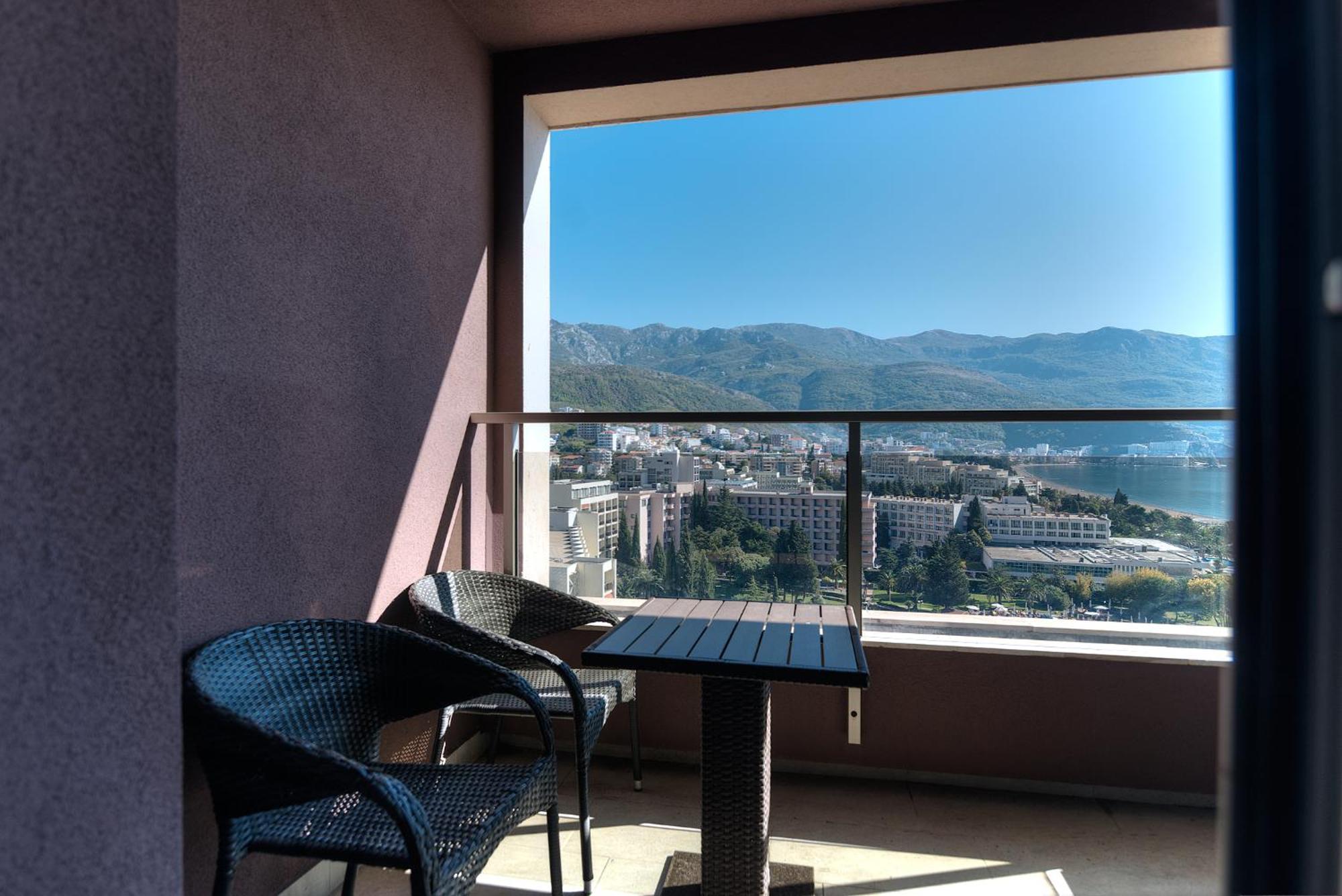 Harmonia Sunny Apartment Budva