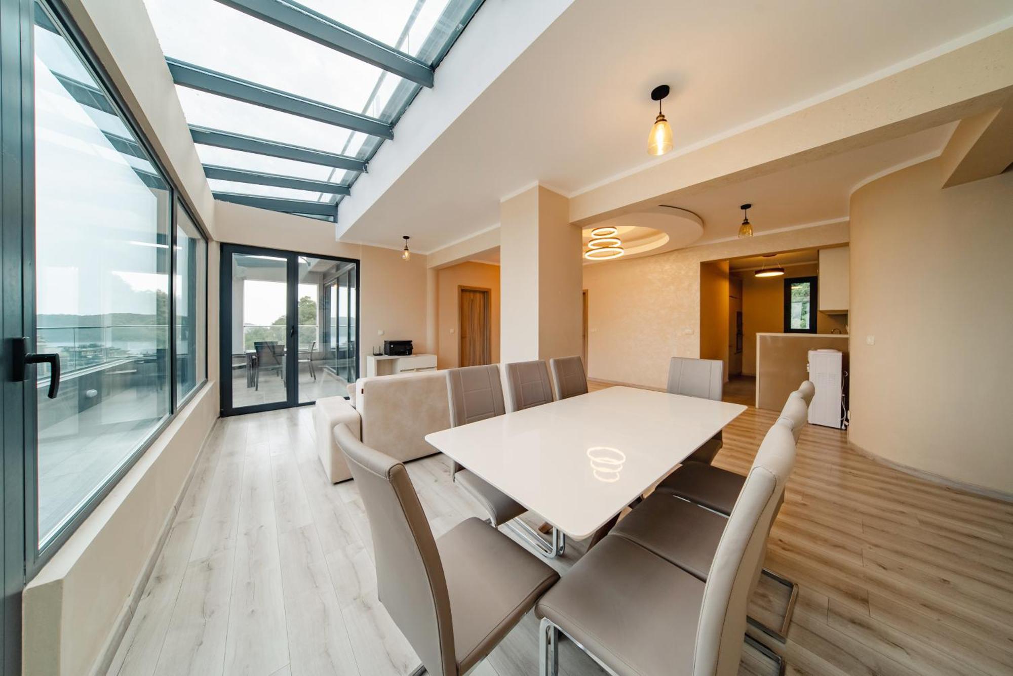 Harmonia Sunny Apartment Budva