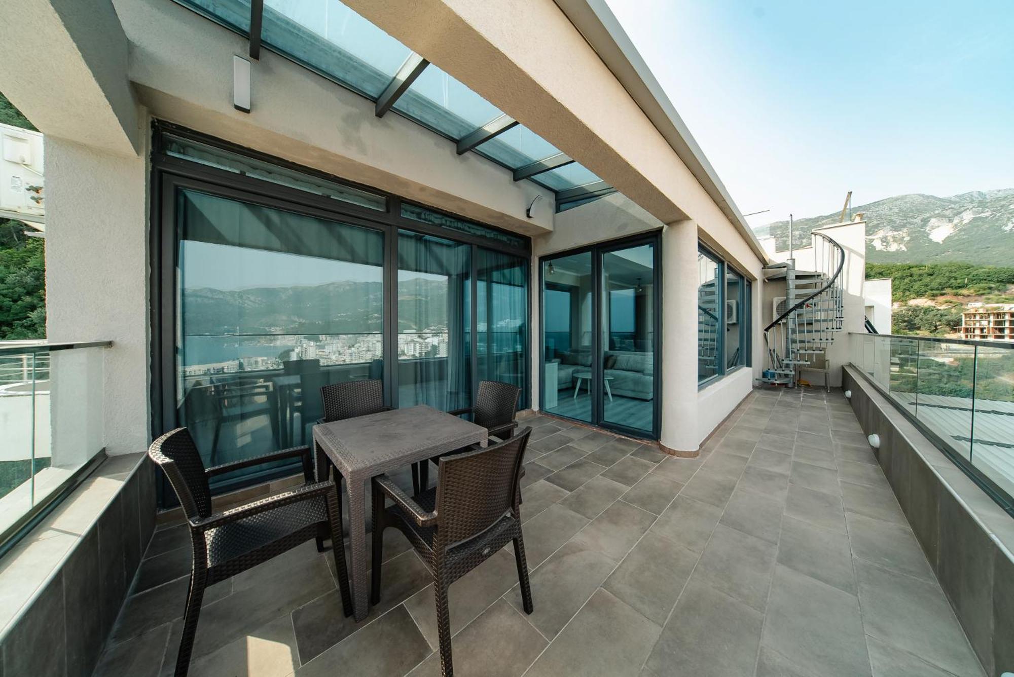 Harmonia Sunny Apartment